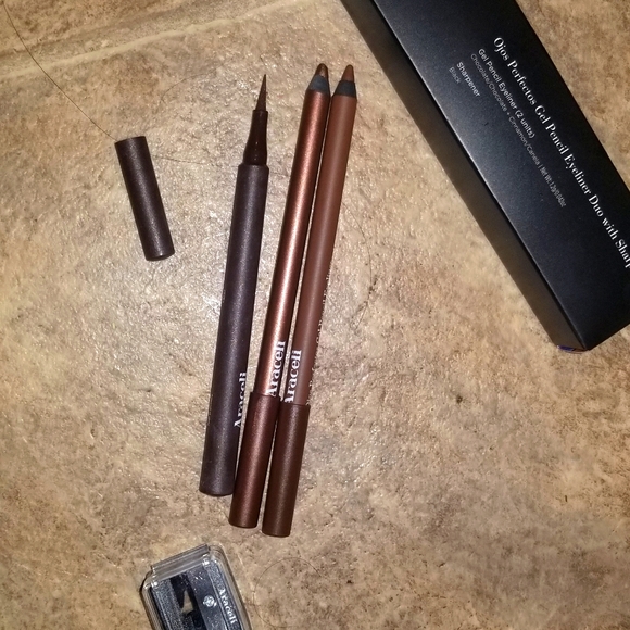 araceli eyeliner